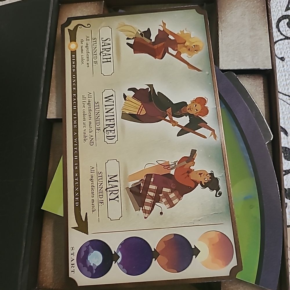Disney Hocus Pocus Game - Picture 5 of 11